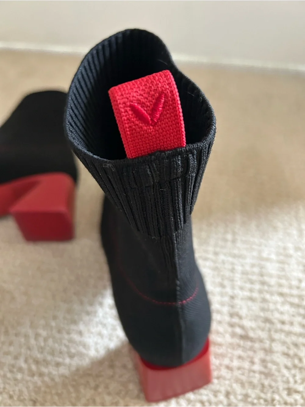 Vivaia Water-Repellent Square Toe Block Heeled Ankle Boots Red & Black Size 40
